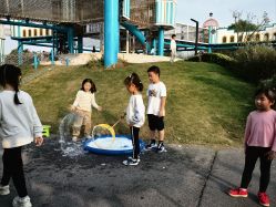 -季高兔窝窝亲子园(上海薰衣草公园店)