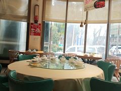 -龚兴城鱼羊吉·小亮蒸虾·武汉地标美食(苗栗路店)