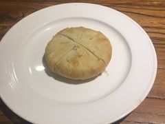 鲜花饼-茶花妹子云南餐厅(传媒大学店)