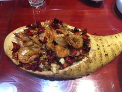 -窄巷子陕菜馆·地道陕西菜(粉巷店)