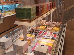 -好利来(中东店)