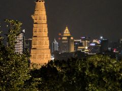 -宝石山