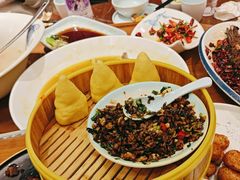 -有红鸡毛店·川菜(建设路店)