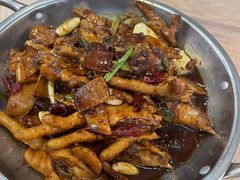 -江城燕子大排档(江汉路步行街店)