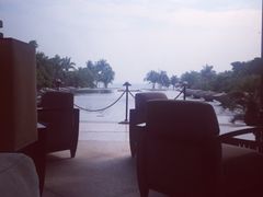 -亚龙湾喜来登·美景台大堂吧