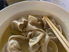 黄鱼馄饨-明呈黄鱼面馆(斜土路店)
