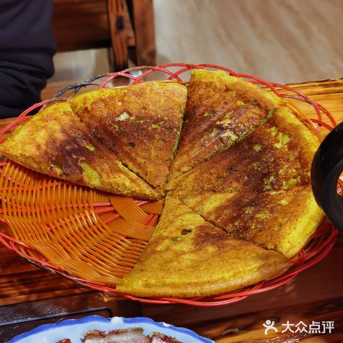 老字号特色藏餐(香格里拉古城店)青稞饼图片