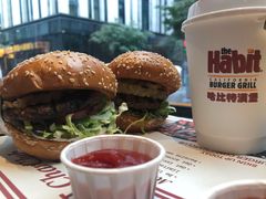 -The Habit Burger Grill 哈比特汉堡(复兴soho店)