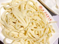 手擀面-思阁炭香火锅(学伟鑫城总店)