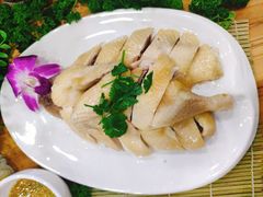 白切文昌鸡-刘记海南风味·椰子鸡(三亚湾椰梦长廊店)