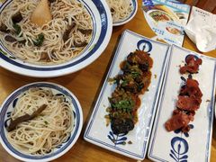 -霸蛮湖南菜·牛肉粉(荣京西街店)