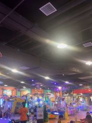 -卡通尼乐园(银泰店)