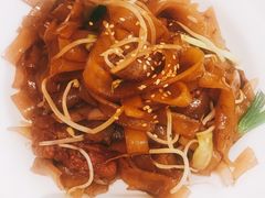 干炒牛河-茶港·点心·啫啫煲(范湖万达广场店)