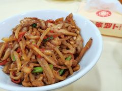 -笨罗卜浏阳菜馆(太平街店)