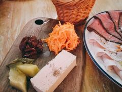 -羽深肉铺 Steak & Wine