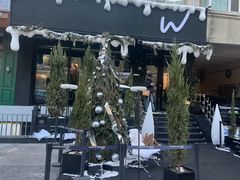 -W COLLECTIVE  DESSERT SHOP