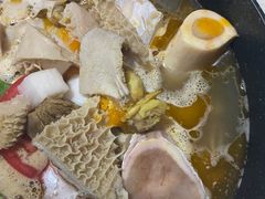 -顶顶汤火牛排火锅·经典铜锅涮肉