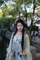 -一揽芳华汉服旗袍体验馆(拙政园店)
