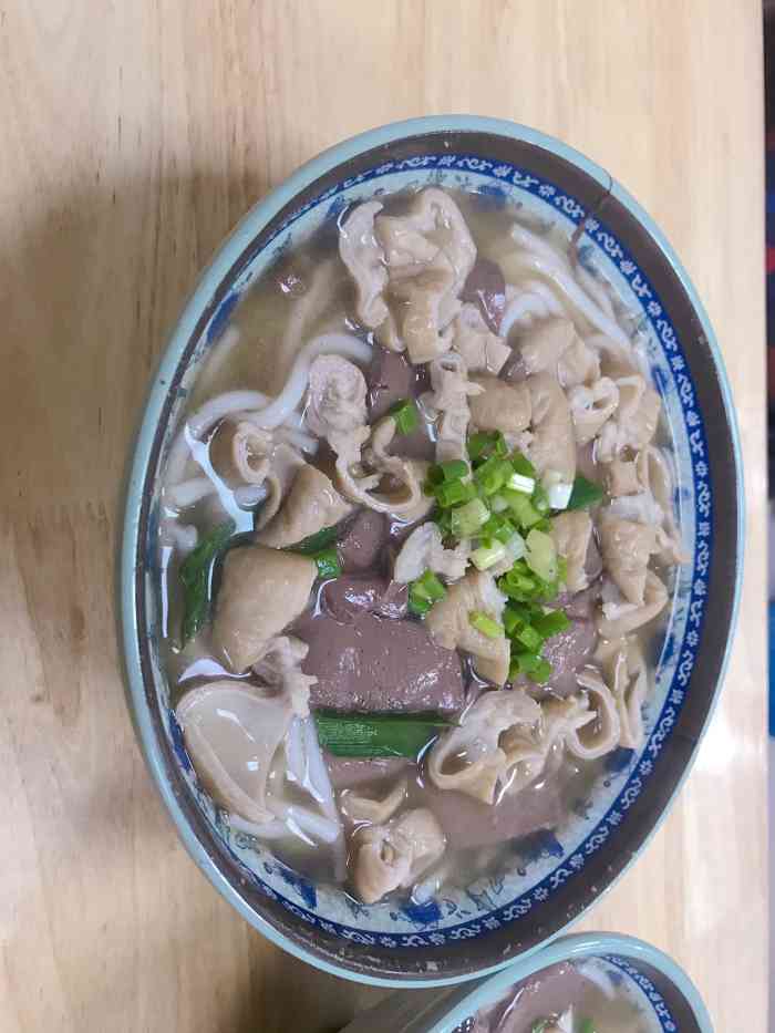 老仓桥猪脏粉"温州自己的面食种类之一—猪脏粉还有一.