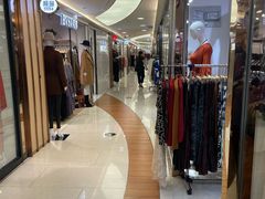 -广州白马服装市场