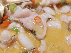 -呷湘厨·鱼汤捞饭·剁椒鱼头·辣椒炒肉(国家会展中心店)