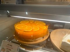 -Chom Cafe and Restaurant