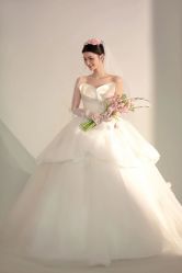 -樱花婚纱摄影