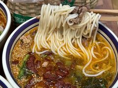 -云阿蛮云南生烫牛肉米线(奉贤路店)