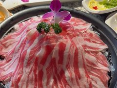 -老牌坊云南鱼豆花火锅(哈西万达店)