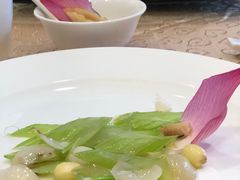 芹黄百合炒莲心-王宝和酒家(黄浦店)