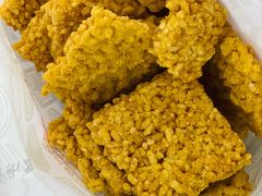 咸蛋黄蟹黄锅巴-上海哈尔滨食品厂(淮海中路店)