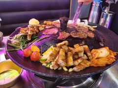 -豚豚家돈돈가韩国锅盖烤肉(新北万达店)
