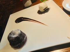 熔岩蛋糕-弗兰克牛排西餐厅Ribone steak house(柠檬花园店)