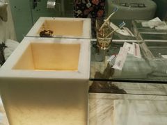 -上海滴水湖皇冠假日酒店