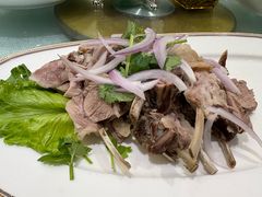 -马尔龙新疆饭店·清真(瑞景店)