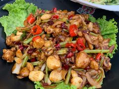 干煸牛蛙-金陵暴走小龙虾·迷踪蟹(凯德MALL店)