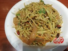 荣鹏大拉皮-荣鹏风味烀饼总店