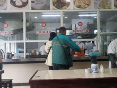 -老西白点心店