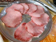 -牛信亭韩国料理·炭火烤肉(紫藤路店)