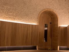 -涨巢·潮玩水疗局