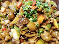-寻钵记民菜馆·正宗常德钵子菜(滨湖路店)