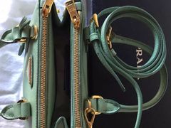 -PRADA普拉达(国金中心店)