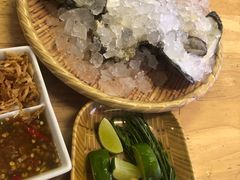 -J Daeng Seafood