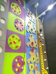 -蹦贝运动中心·蹦床·攀岩·闯关(龙岗店)