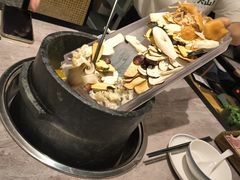 -野·大山里野生菌石锅土鸡(益田假日店)