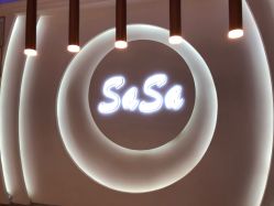 -BULB STUDIO 巴柏明星发型工作室