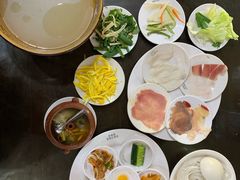 -桥香园云南过桥米线(金马碧鸡店)