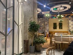 -香山湖家家宴(中山陵店)