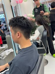 -乾健·烫染·接发SALON