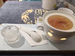-燕庭·纯燕窝·甜品下午茶(南京西路店)